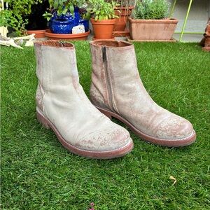 Frye Veronica zip ankle boot